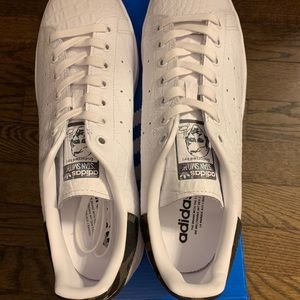 BRAND NEW Adidas Stan Smith